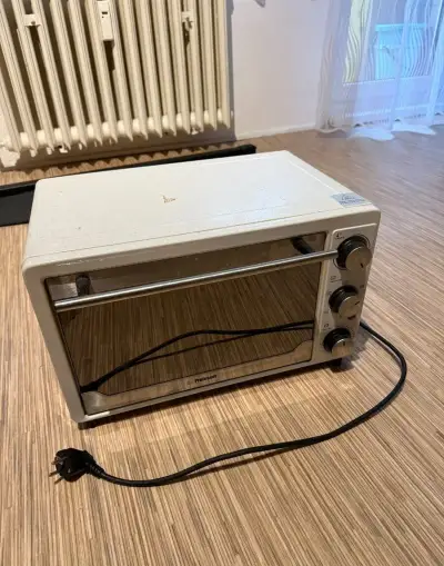 Malá elektrická pečicí trouba Professor (ststolní / přenosná