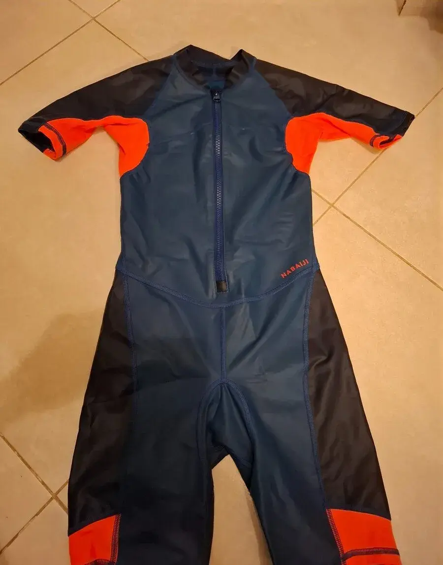 Plavecký overal vel.131-140 cm, vek cca 6-7 let