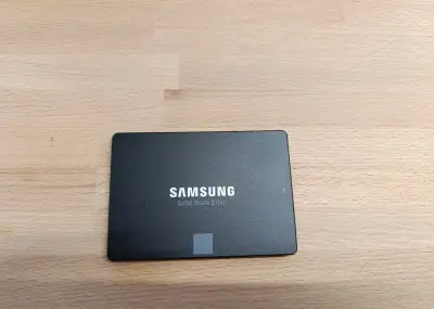 SSD disk Samsung 850 EVO 250GB 2.5" SATA III – 97% zdrav