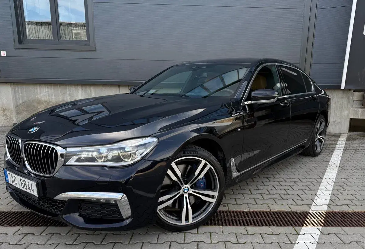 BMW 750Ld – 2018, 431 000 km