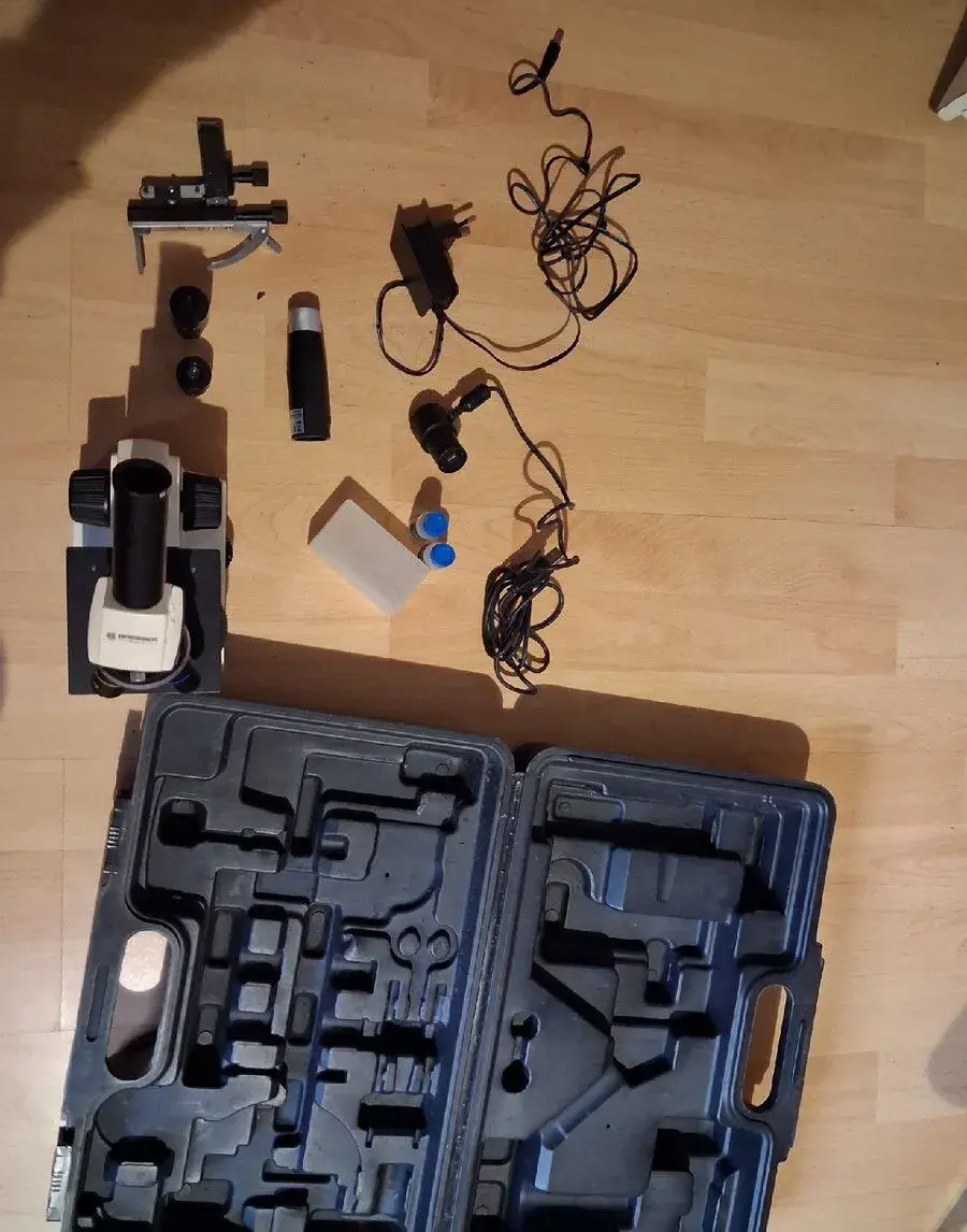 Mikroskop Bresser Biolux NV + USB kamera a kufr
