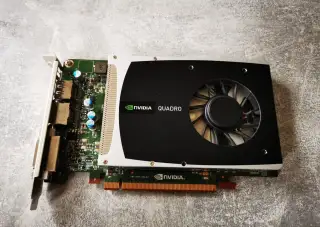 HP NVIDIA Quadro 2000 _ 1 GB DDR5