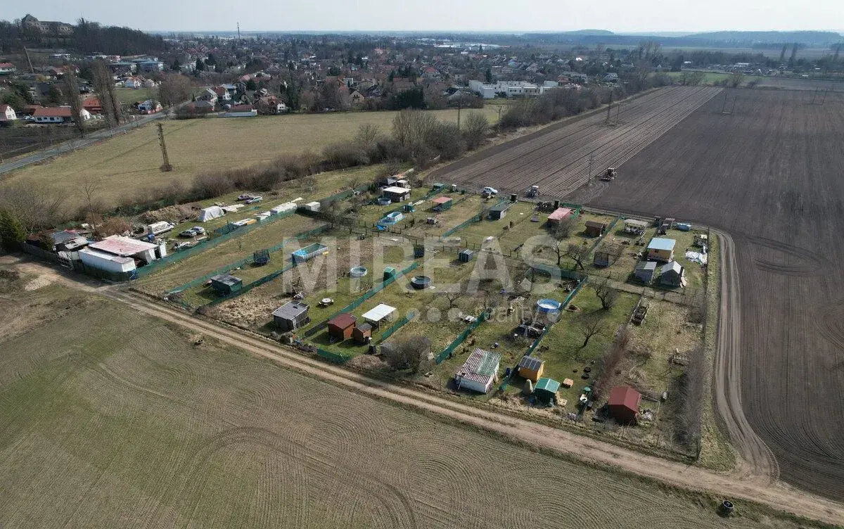 Lysá nad Labem, pronájem zahrady o celkové výměře 400 m2, ok
