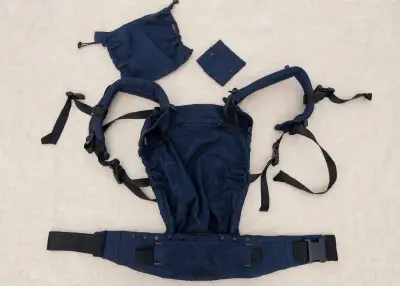 Nové nosítko Neko Switch Baby - Navy