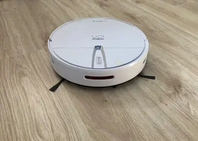 Robotický vysavač Niceboy ION Charles i4