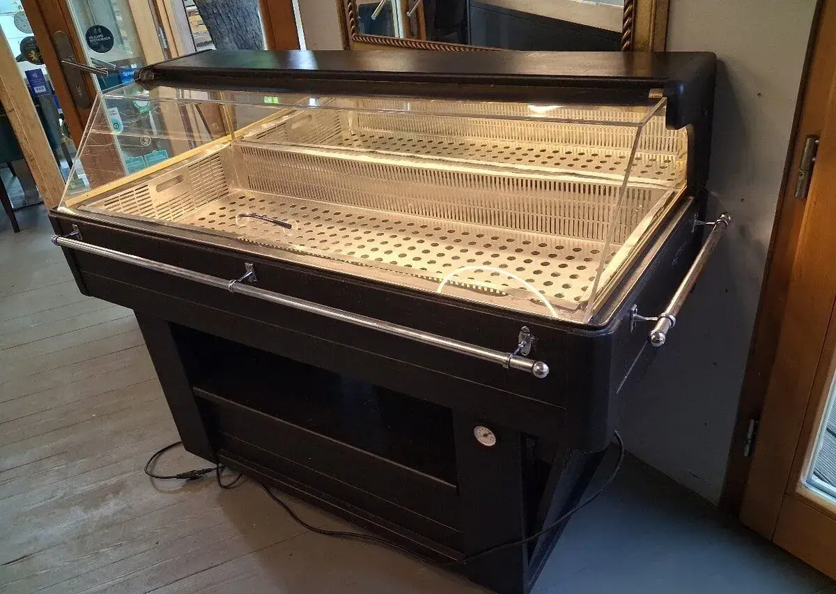 Chladící vitrína na ryby a mořské produkty 150 cm, mobilní
