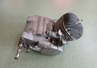 Jawa 90 Cross,Trail,Roadster MOTOR je KOMPLETNÍ