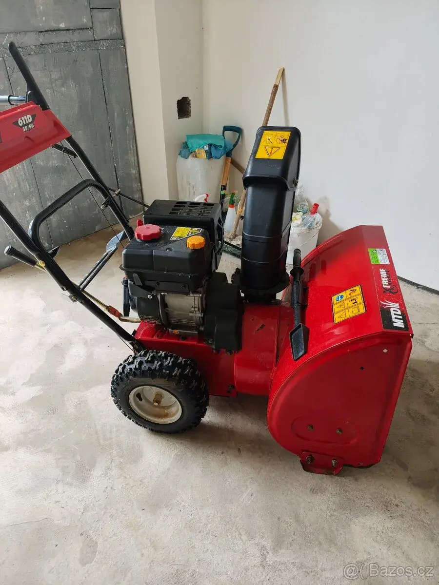 Sněhová fréza MTD 611D 55/56 XTREME s pojezdem - zachovalá,