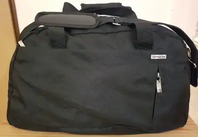 Tři cestovní zavazadla velmi dobrý stav·-Samsonite