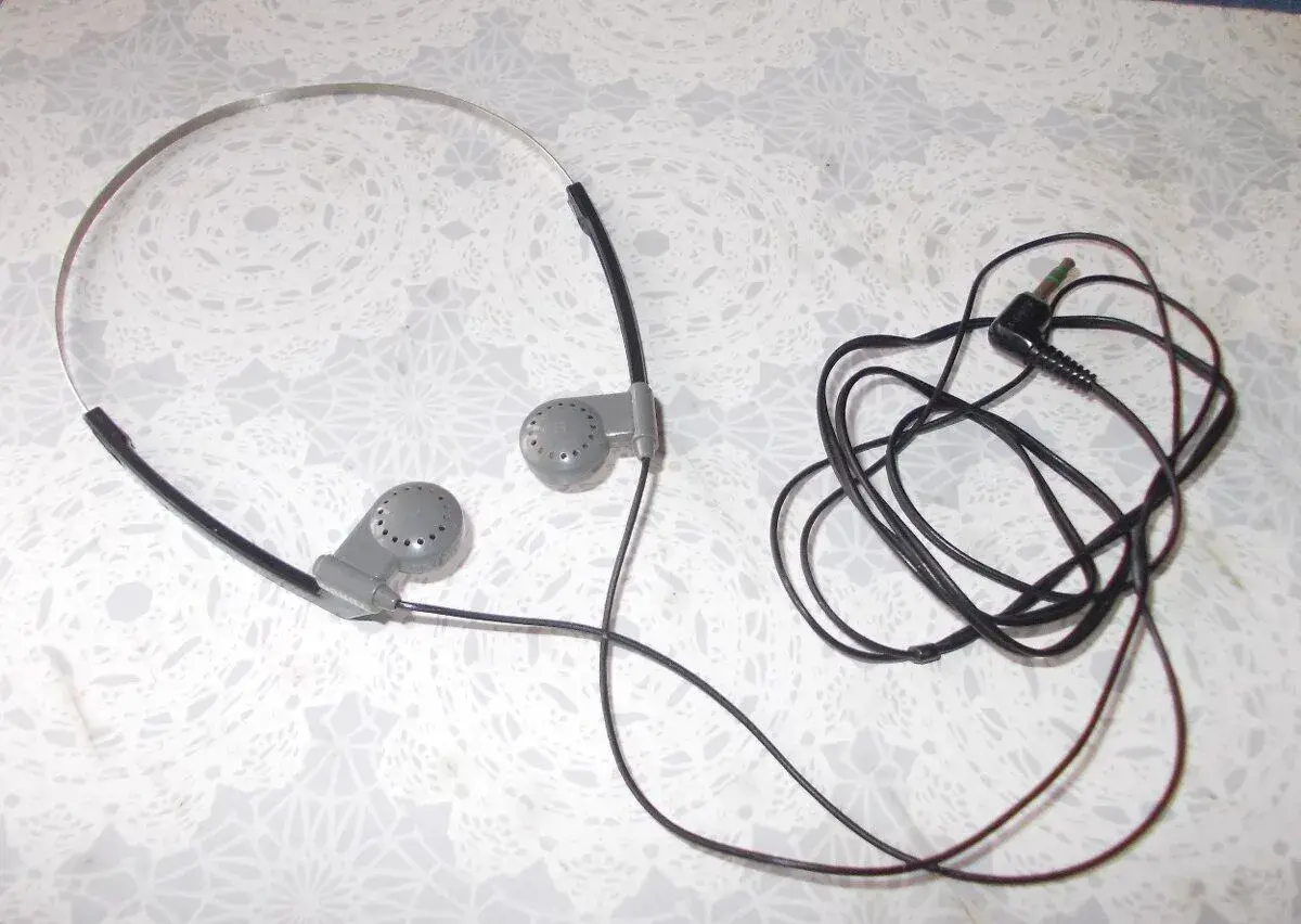 Sluchátka SONY MDR W10.