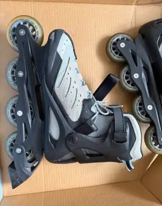 Kolečkové brusle Rollerblade