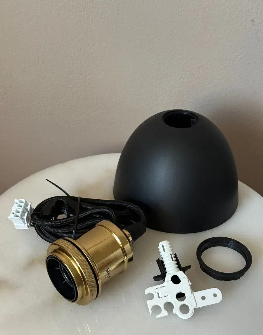 Nový závěsný kabel s objímkou