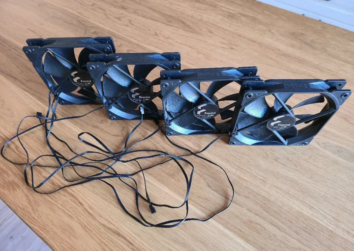 4ks - Ventilátor Fractal Dynamic X2 GP-14, 3 pin