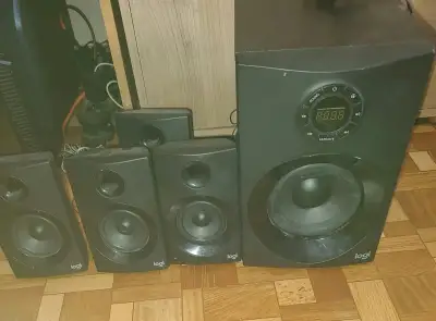 Reproduktorový systém Logitech Z607