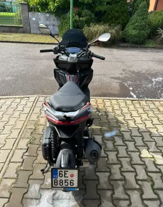 Prodej motorky Aprilia 125 SRT Gt