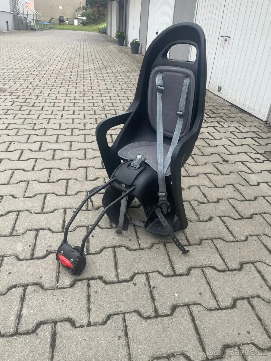 Detska sedacka na kolo