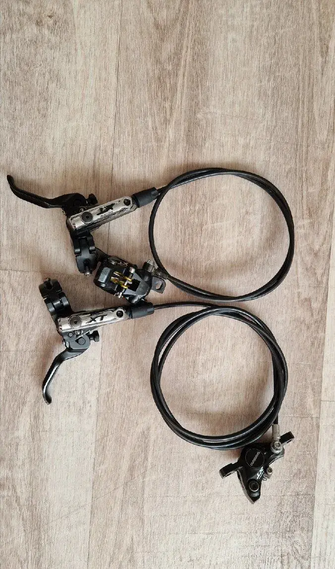 Hydraulické brzdy XT