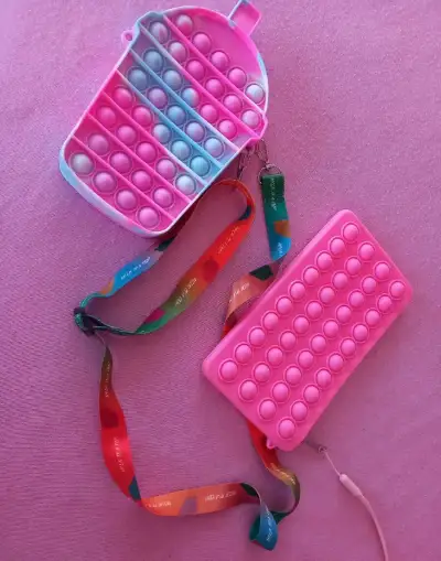 Nové kabelky/peněženky PopIt 2ks