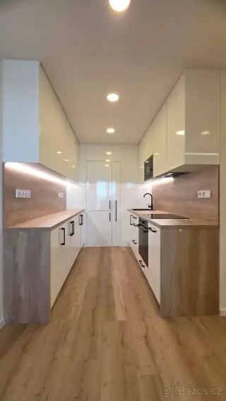 Byt 2+kk s lodžií po kompletní rekonstrukci, celkem 54 m²