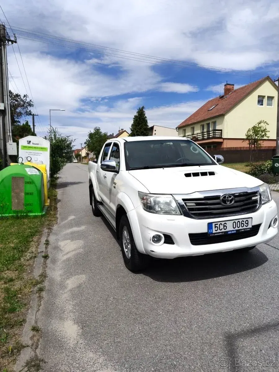 Toyota HILUX – 2012, 263 000 km