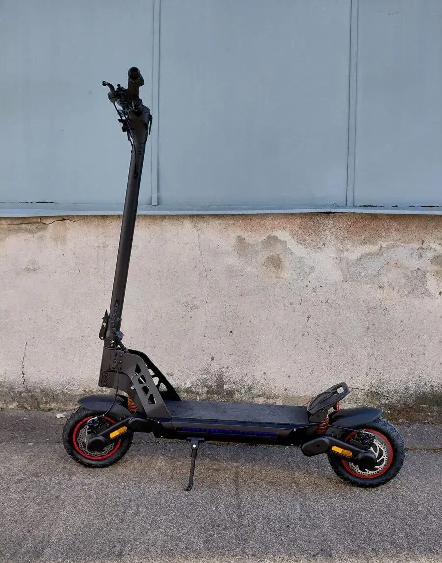 Elektrokoloběžka Vito A17