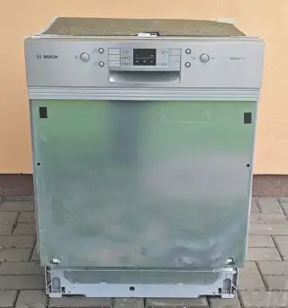 Myčka Bosch SMI59M05EU
