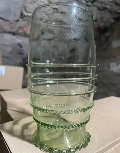Historické sklo ručně vyráběné