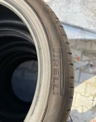 Sada letních pneu Pirelli 2x 255/40/R20 a 2x 235/45/R20