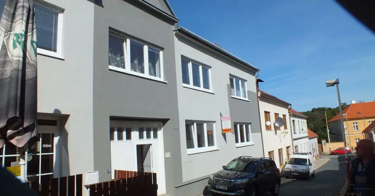 Pronájem Komerčních prostor 27 m2