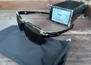 Oakley Parlay Prizm Black