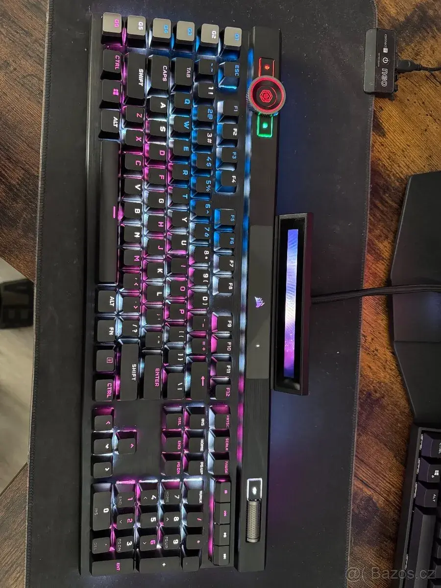 Top herní klávesnice Corsair K100 Cherry RGB