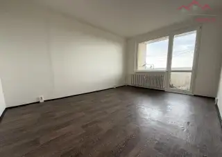 Pronájem bytu 2+1/L (62 m2) Kamenná, Chomutov