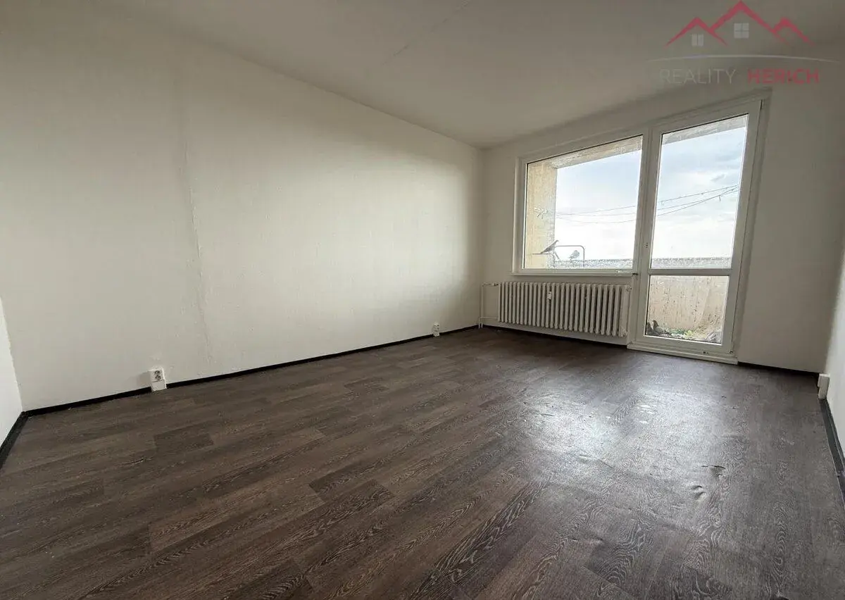 Pronájem bytu 2+1/L (62 m2) Kamenná, Chomutov