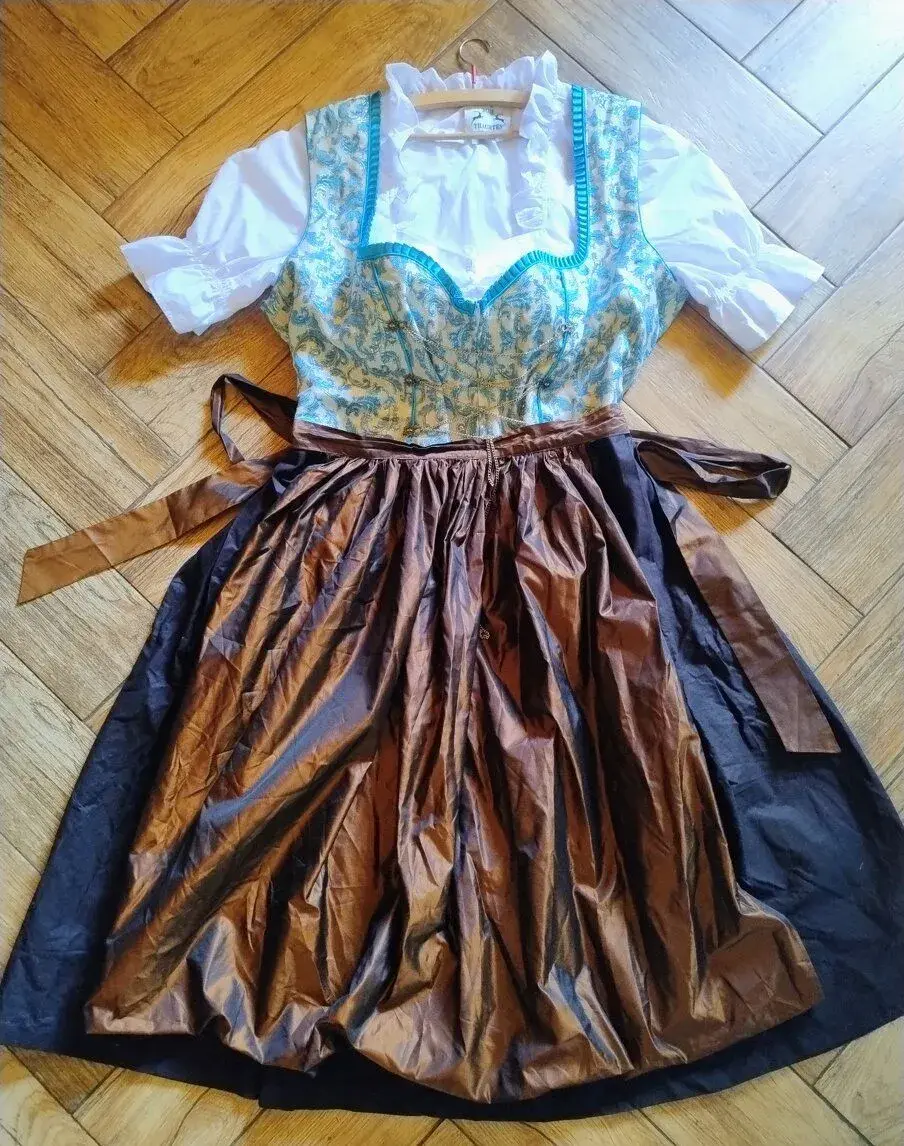šaty dobové, kroj 58/60
