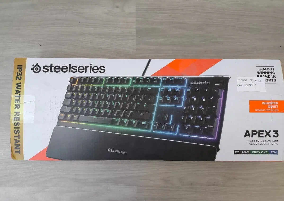 SteelSeries Apex 3