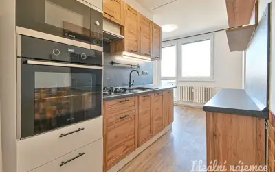 Pronájem bytu 2+1, Brněnská, Šlapanice u Brna, 21 000 Kč/měs