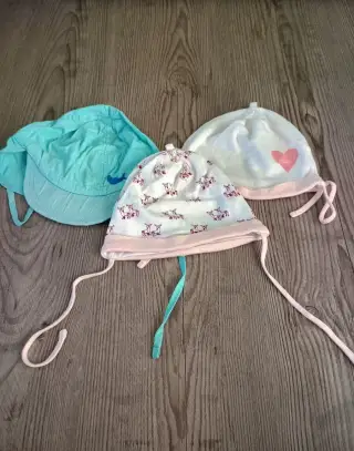3x dětská čepička vel 86/92