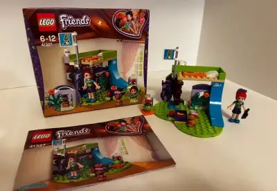 LEGO Friends 41327 Mia a její ložnice