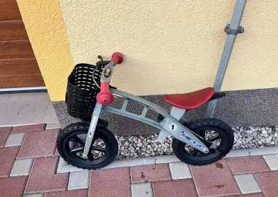 Dětské odrážedlo FirstBike Street