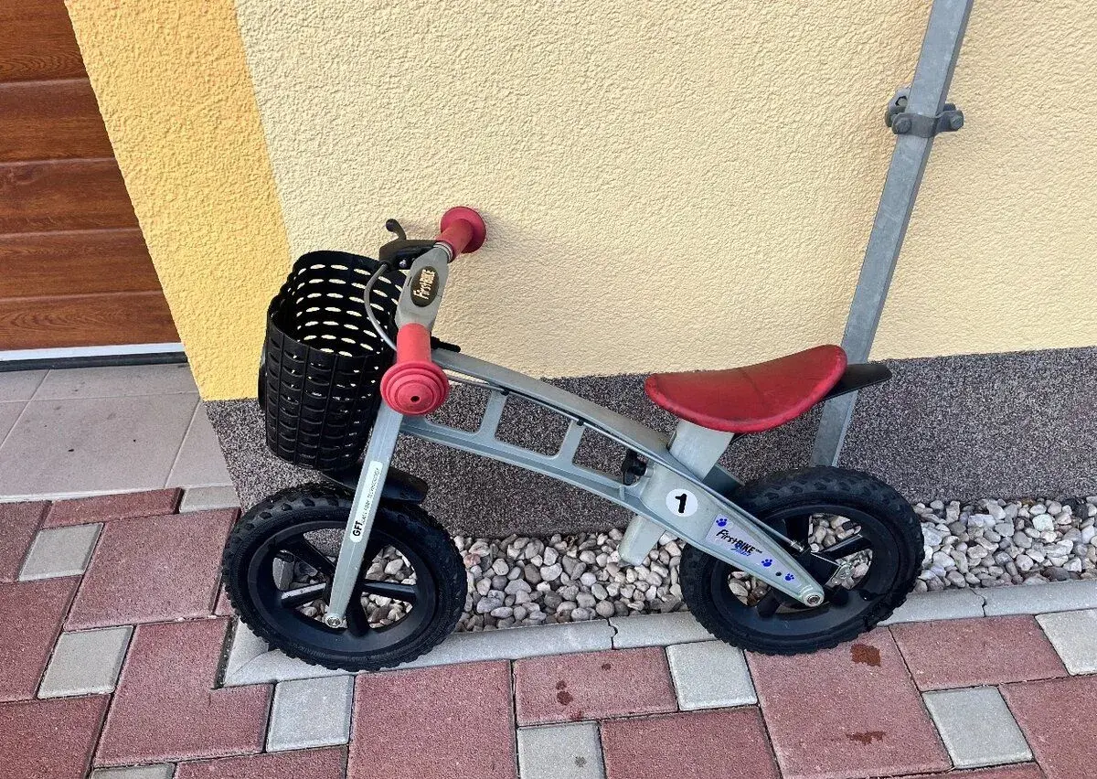 Dětské odrážedlo FirstBike Street