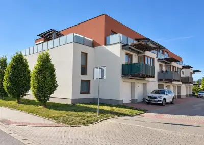 Byt 2+kk, 66 m² + B a parkování, Hradec Králové - K Meteoru.