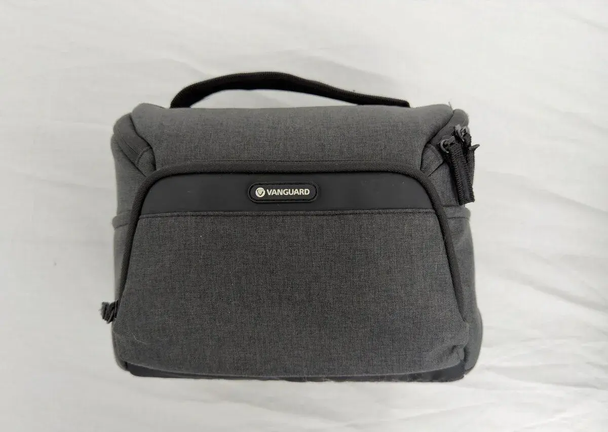 Fotobrašna Vanguard Vesta 25Y