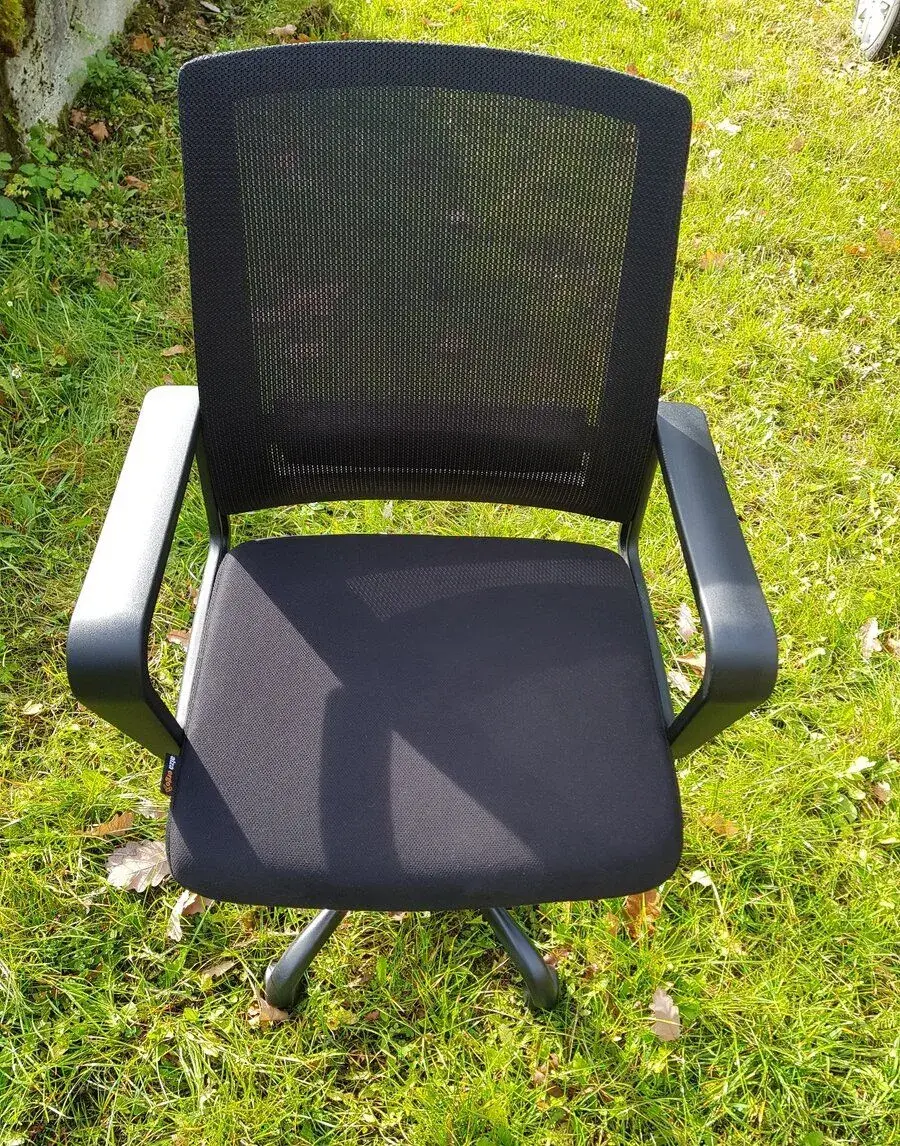 Kancelářská židle - otočná s houpací mechanikou AlzaErgo