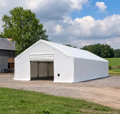 Plachtová hala 8 × 12,2 × 5,2 m – sedlová, PVC 900 g/m²