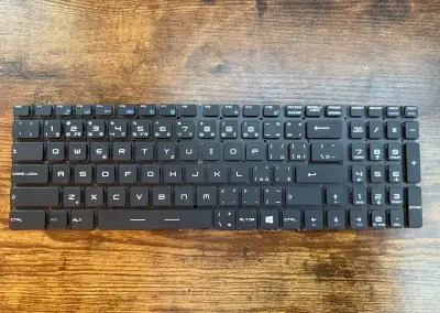Klávesy/tlačítka CZ - klávesnice pro MSI GL72 6QD