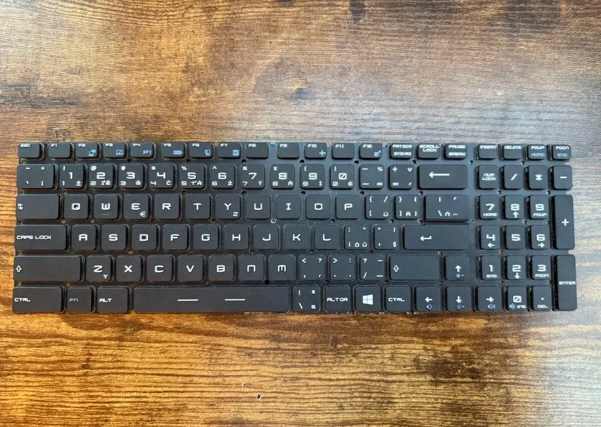 Klávesy/tlačítka CZ - klávesnice pro MSI GL72 6QD