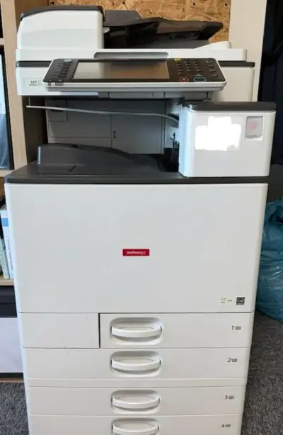 Profesionální tiskárna RICOH MP C3003 – A3, barevná, 4 zásob