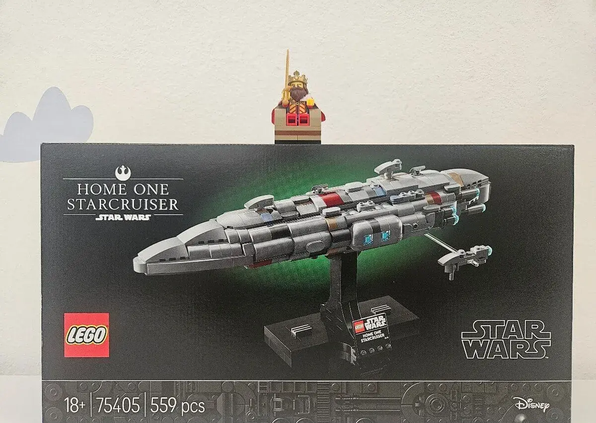 LEGO Star Wars 75405 Hvězdný křižník Home One