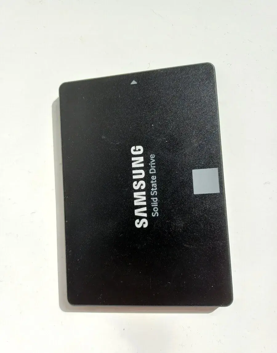 250GB pevný disk SSD 2.5" SATA3/6G Samsung EVO 850