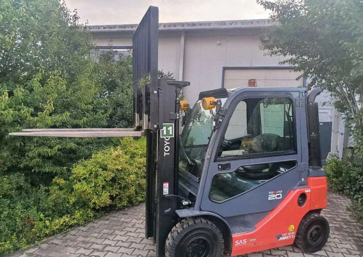 Vysokozdvižný vozík Toyota diesel